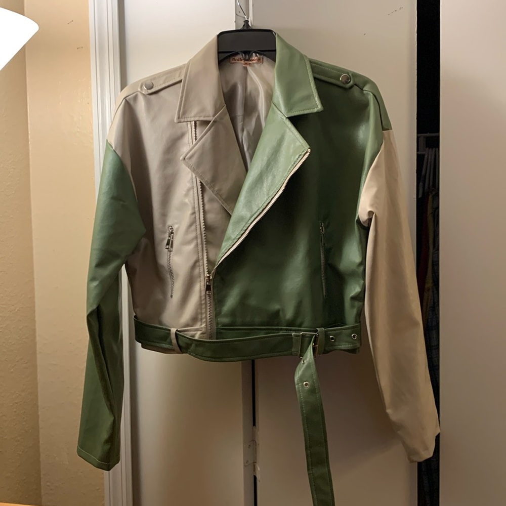 Bailey Rose NWOT Two Tone Faux Leather Belted Moto Jacket